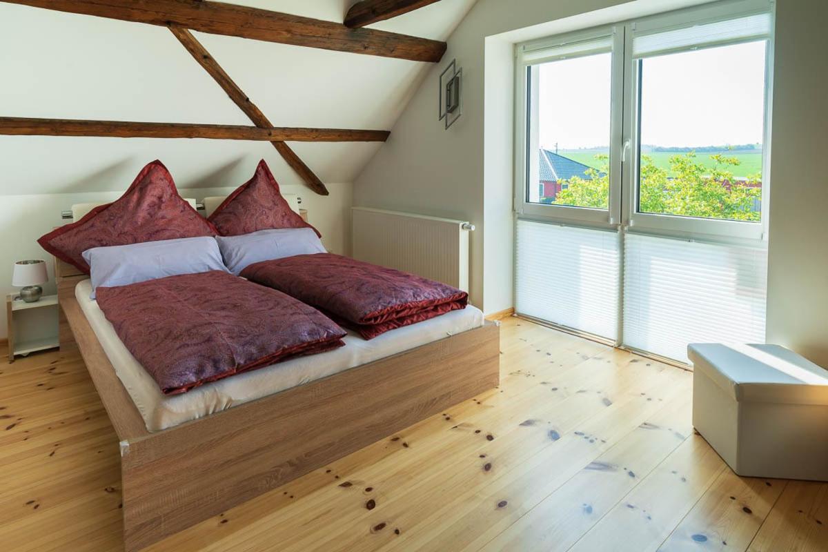 Ferien Im Lossatal Apartment Grosszschepa